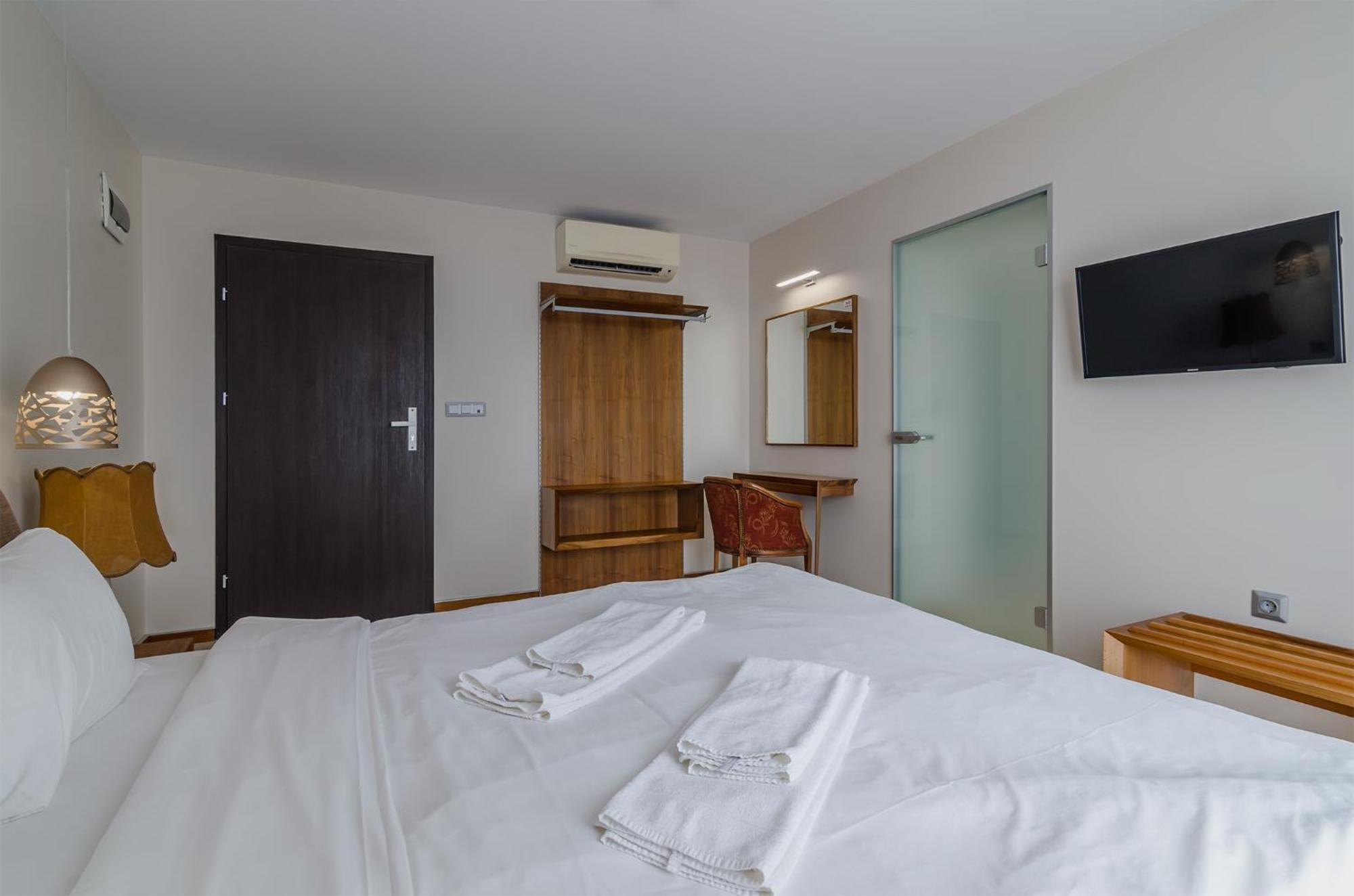 Villa Ambra Tyulenovo ภายนอก รูปภาพ