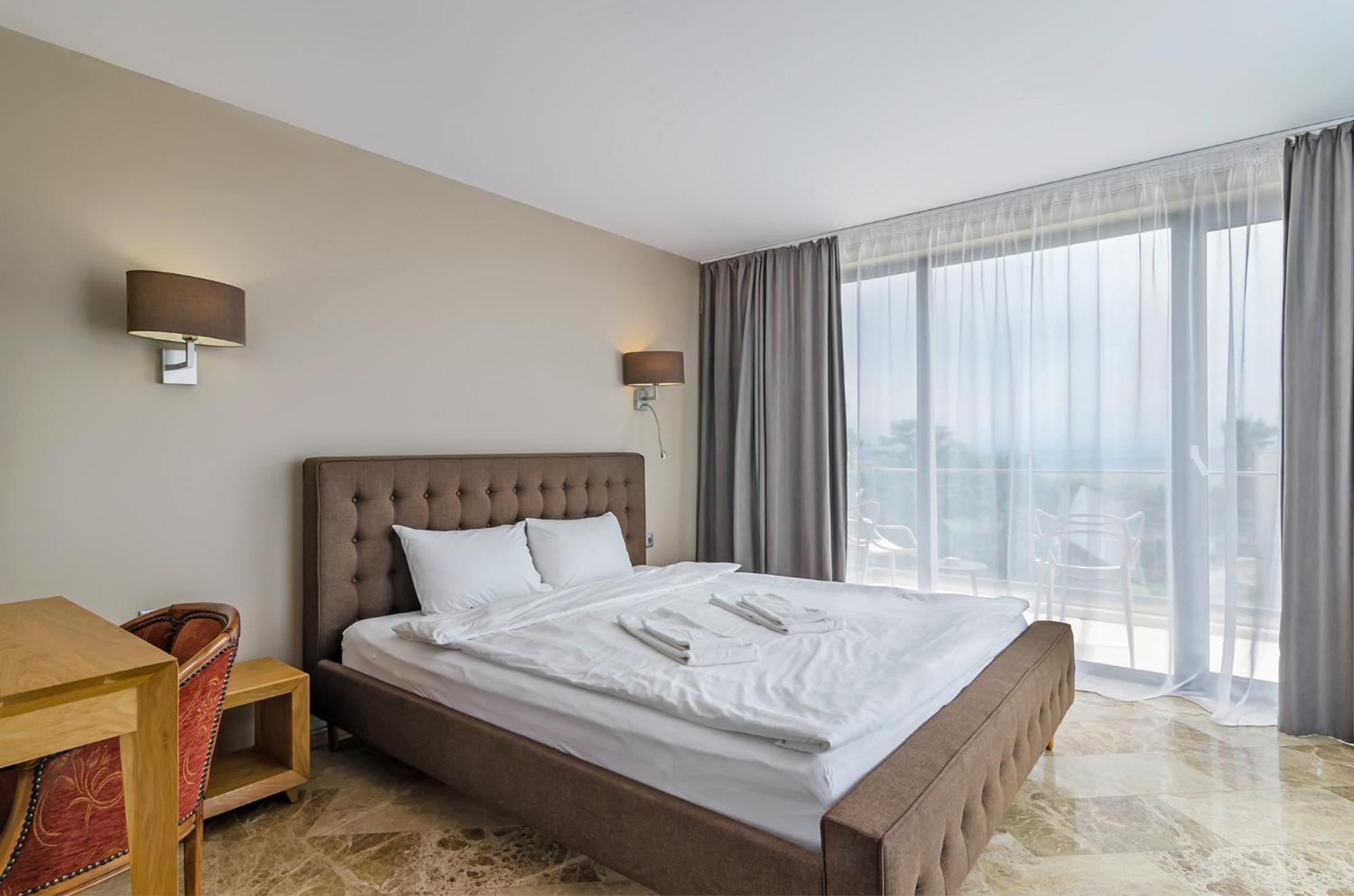 Villa Ambra Tyulenovo ภายนอก รูปภาพ
