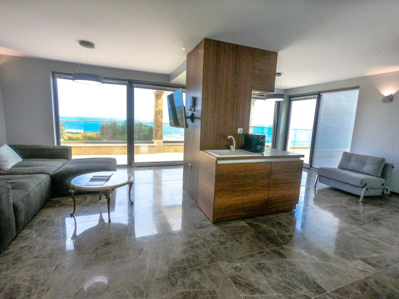 Villa Ambra Tyulenovo ภายนอก รูปภาพ
